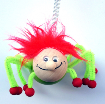 Federfigur Spinne grün mit Spiralfeder und Holzring zum Aufhängen