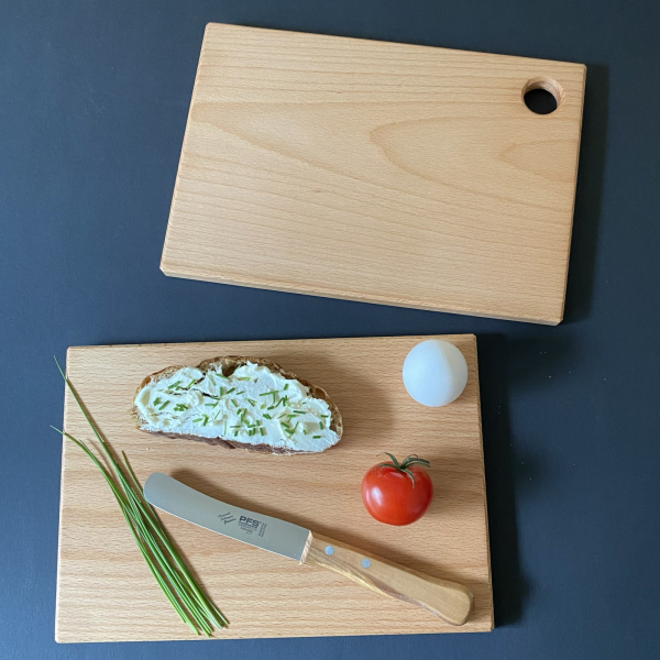 2 er Set Frühstücksbrett Fyn beim Frühstück